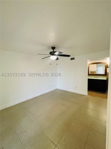 20005 NE 3rd Ct 5, Miami, FL 33179