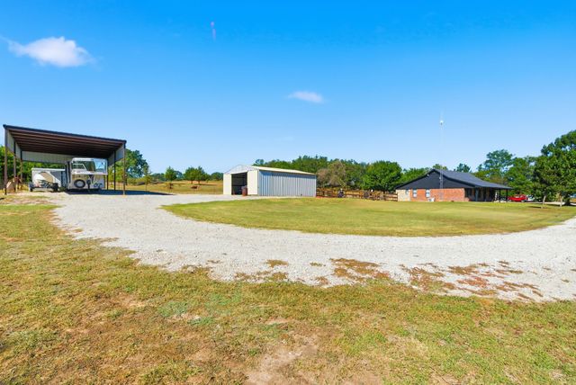 2883 Harwell Lake Road, Weatherford, TX 76088