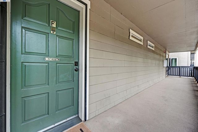 3845 Vineyard Ave F, Pleasanton, CA 94566