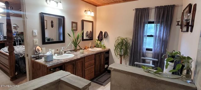1499 Big Ridge Rd, Spring City, TN 37381