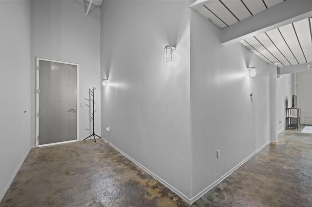 60 E Spring Street, 223, Columbus, OH 43215