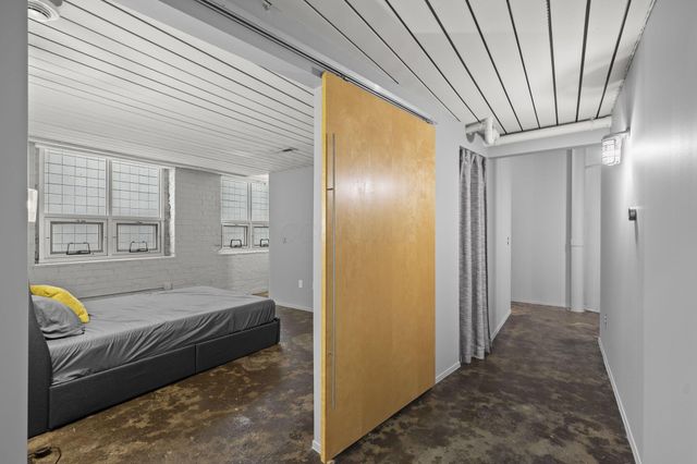 60 E Spring Street, 223, Columbus, OH 43215