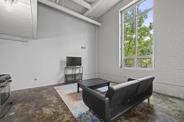 60 E Spring Street, 223, Columbus, OH 43215