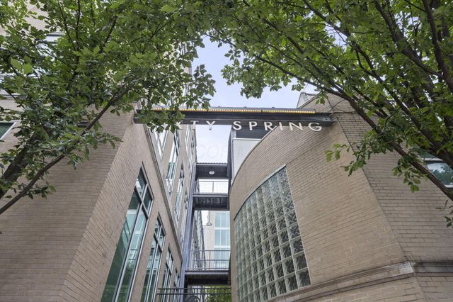 60 E Spring Street, 223, Columbus, OH 43215
