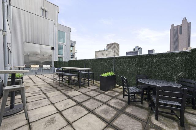 60 E Spring Street, 223, Columbus, OH 43215