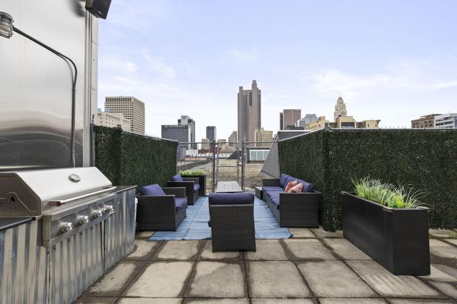 60 E Spring Street, 223, Columbus, OH 43215