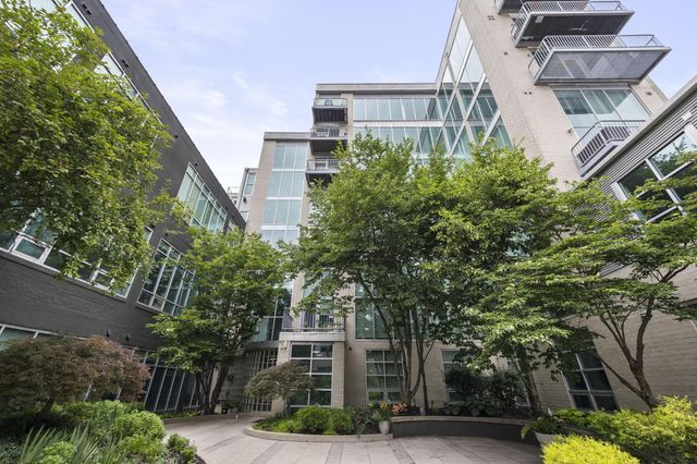 60 E Spring Street, 223, Columbus, OH 43215