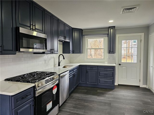 46 Walnut Drive, Whitestown, NY 13492