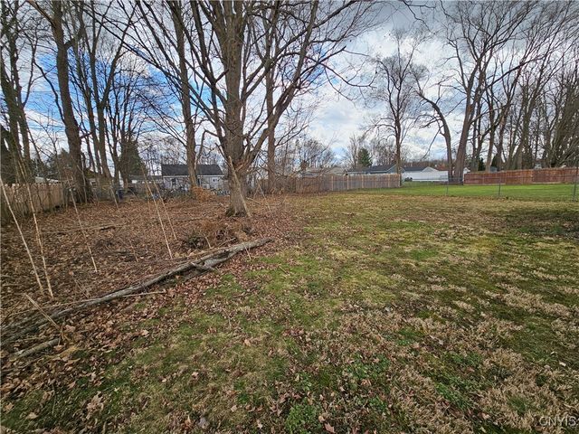 46 Walnut Drive, Whitestown, NY 13492