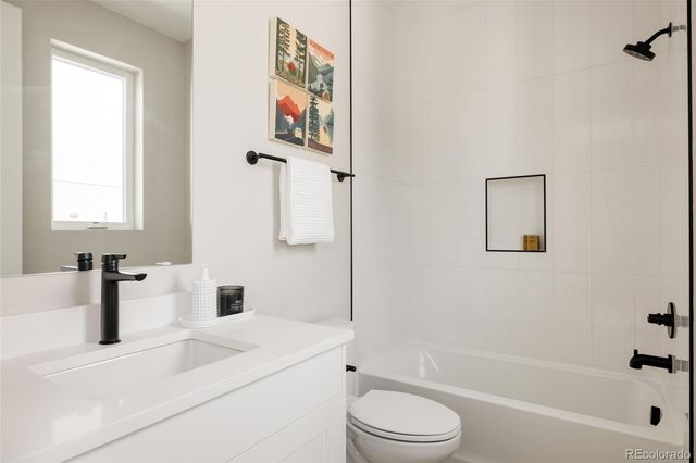 8280 E 36th Avenue 26, Denver, CO 80238