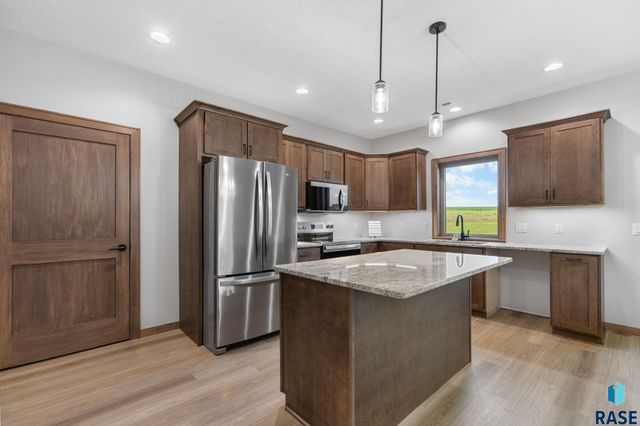 505 Mill Pond Rd Road 2, Rock Rapids, IA 51246