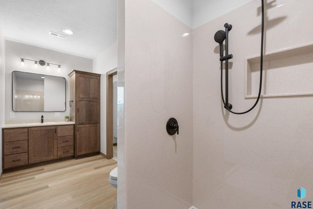 505 Mill Pond Rd Road 2, Rock Rapids, IA 51246