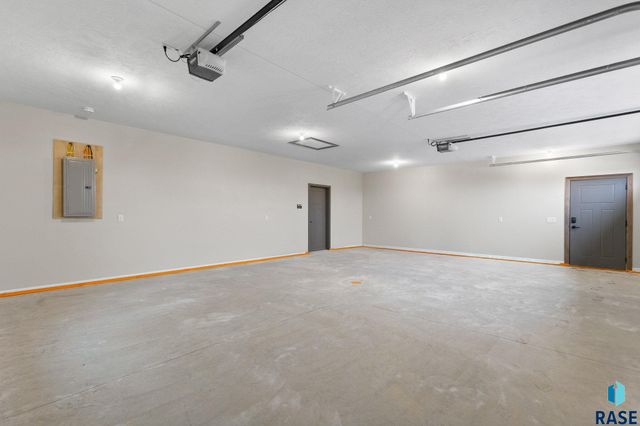 505 Mill Pond Rd Road 2, Rock Rapids, IA 51246