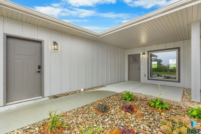 505 Mill Pond Rd Road 2, Rock Rapids, IA 51246