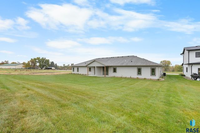 505 Mill Pond Rd Road 2, Rock Rapids, IA 51246