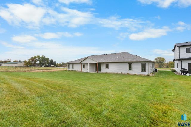 505 Mill Pond Rd Road 2, Rock Rapids, IA 51246