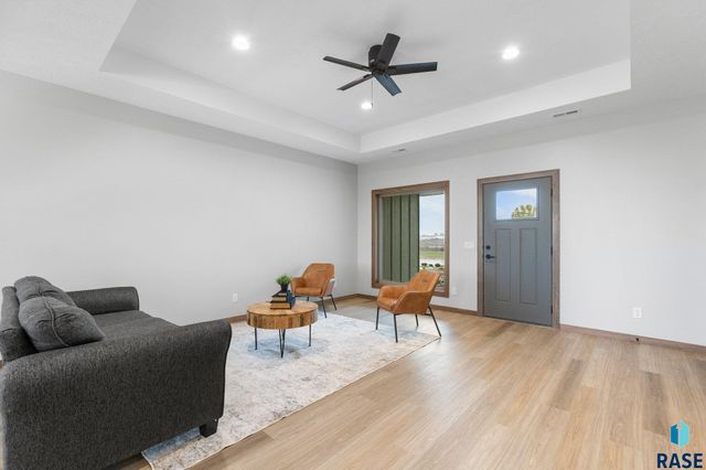 505 Mill Pond Rd Road 2, Rock Rapids, IA 51246