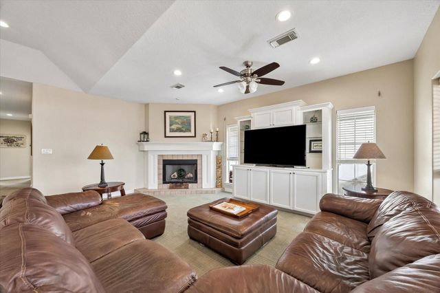 506 Westerly Drive, Tiki Island, TX 77554