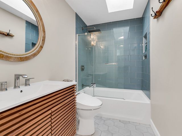 21 W Parish Ct 21, Haverhill, MA 01832