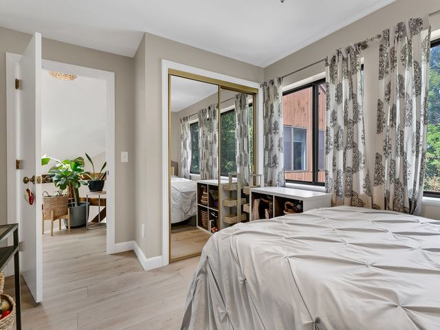 21 W Parish Ct 21, Haverhill, MA 01832