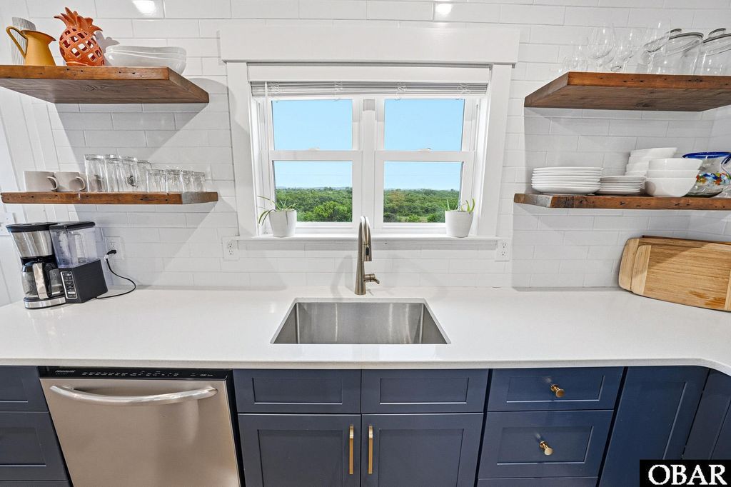 Image 11 of property listing at 9010 S Old Oregon Inlet Road Lot 8, Nags Head, NC 27959