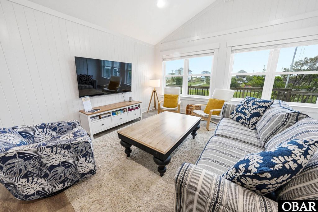 Image 18 of property listing at 9010 S Old Oregon Inlet Road Lot 8, Nags Head, NC 27959