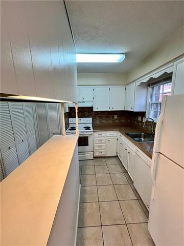 3888 York Place 3888, Decatur, GA 30032