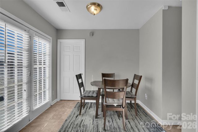 7020 Frye Place, Charlotte, NC 28269