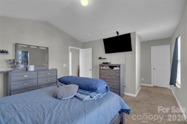 7020 Frye Place, Charlotte, NC 28269