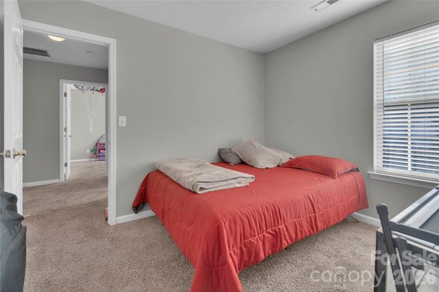 7020 Frye Place, Charlotte, NC 28269