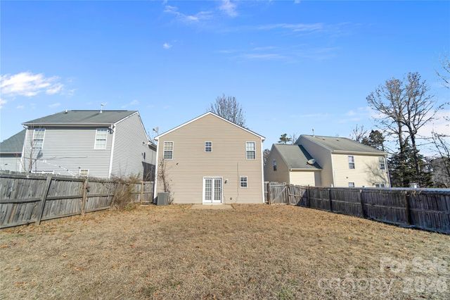 7020 Frye Place, Charlotte, NC 28269