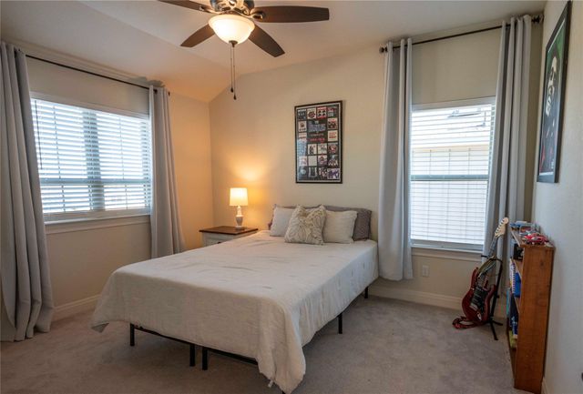 352 Grace Lilly DR, Buda, TX 78610