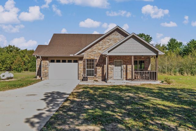 692 County Road 3318, Greenville, TX 75402