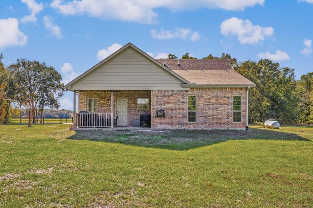 692 County Road 3318, Greenville, TX 75402