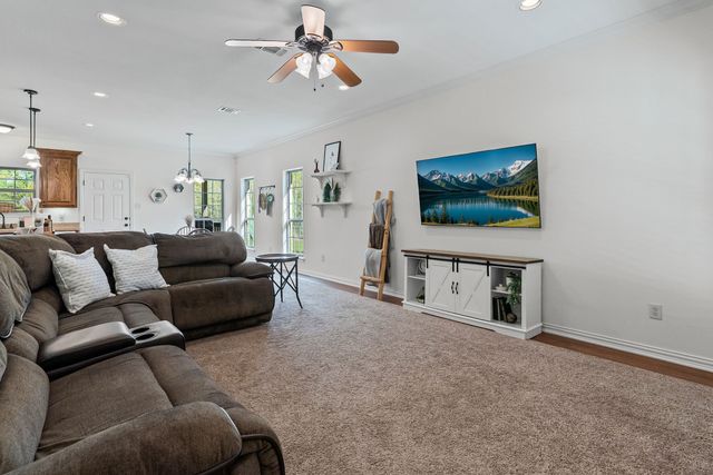 692 County Road 3318, Greenville, TX 75402