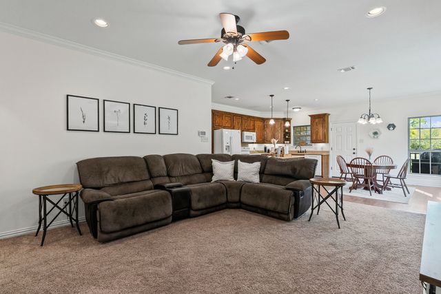 692 County Road 3318, Greenville, TX 75402