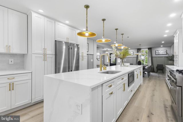 5040 OVERBROOK AVE, Philadelphia, PA 19131
