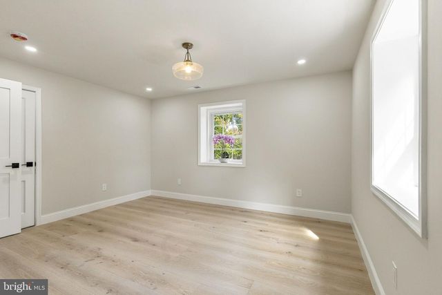 5040 OVERBROOK AVE, Philadelphia, PA 19131