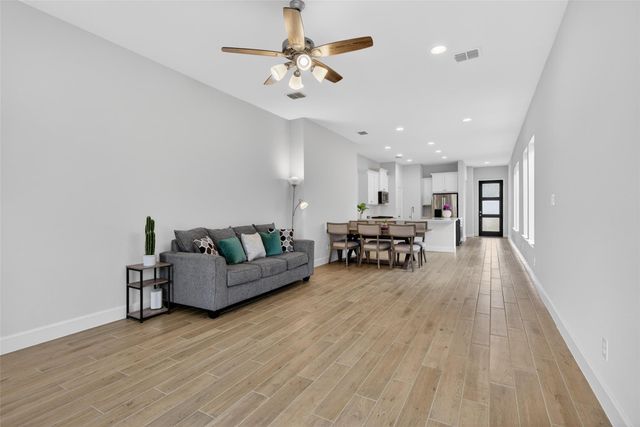 2867 Orange Leaf Drive, Brookshire, TX 77423