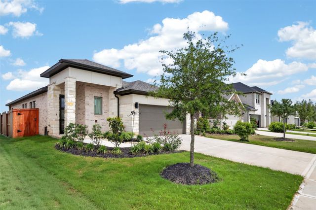 2867 Orange Leaf Drive, Brookshire, TX 77423