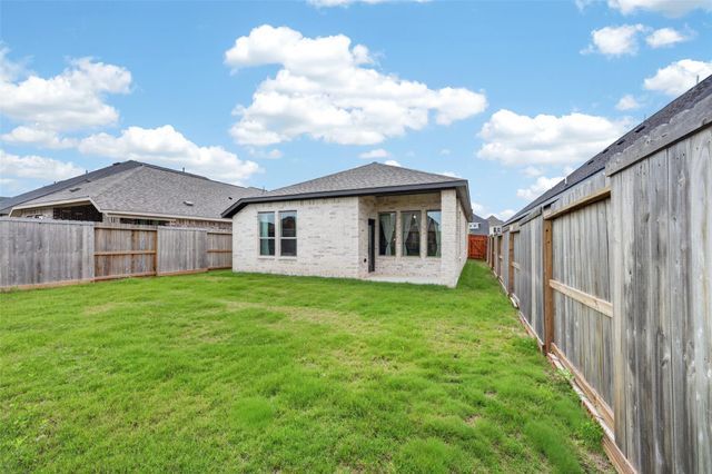 2867 Orange Leaf Drive, Brookshire, TX 77423