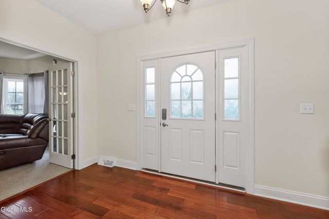 1108 Sheldon Drive, Guilderland, NY 12009