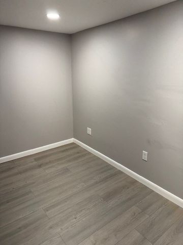 16 Vladish Ave, Montague, MA 01376