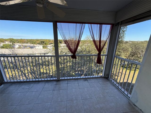 3575 Broken Woods Drive 601, Coral Springs, FL 33065