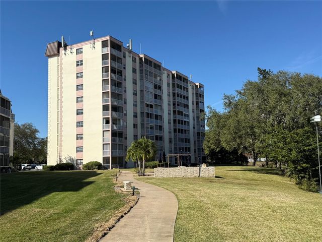 3575 Broken Woods Drive 601, Coral Springs, FL 33065