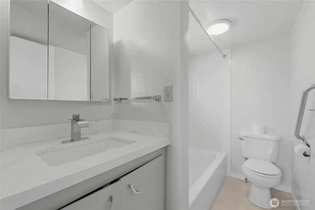 1205 N 11th Street, Tacoma, WA 98403