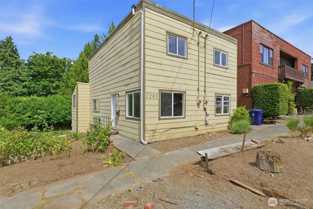 1205 N 11th Street, Tacoma, WA 98403