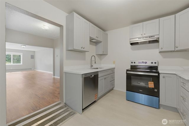 1205 N 11th Street, Tacoma, WA 98403