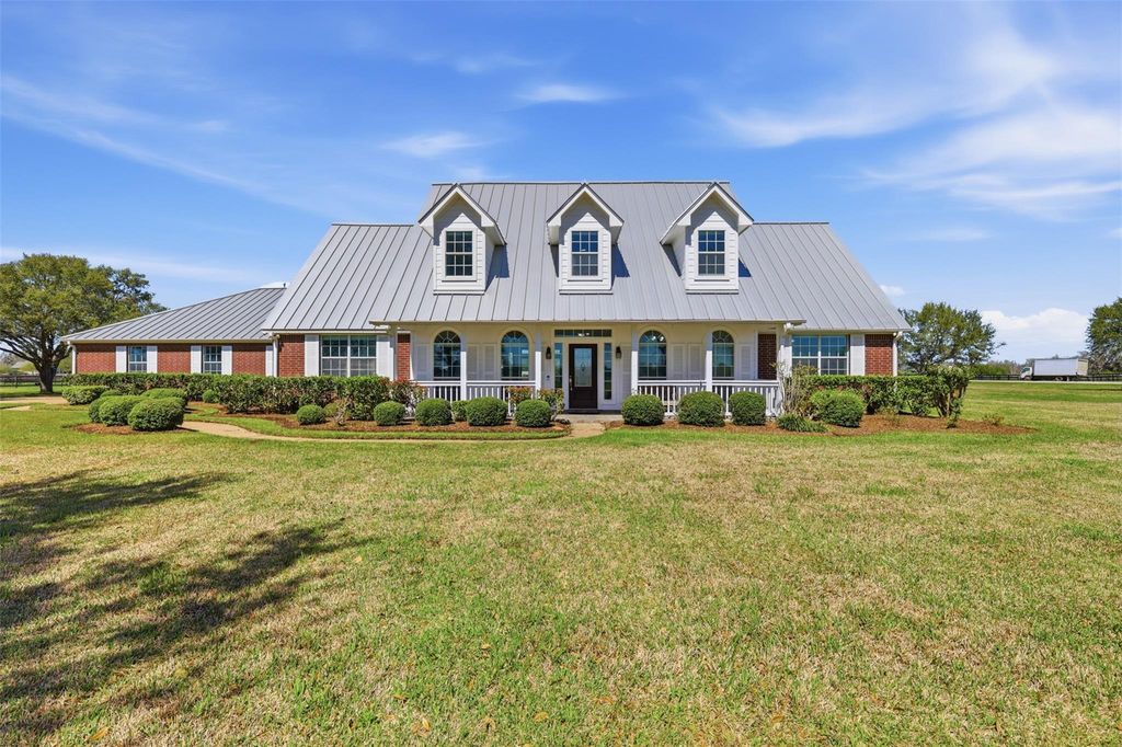 3232 Blue Grass Dr, Richmond, TX 77406