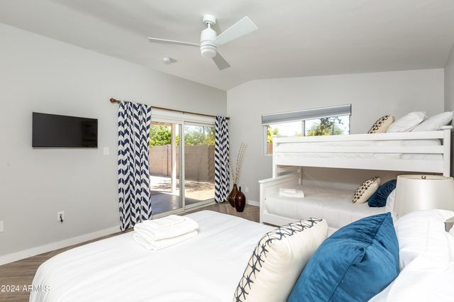 7532 E HAZELWOOD Street, Scottsdale, AZ 85251